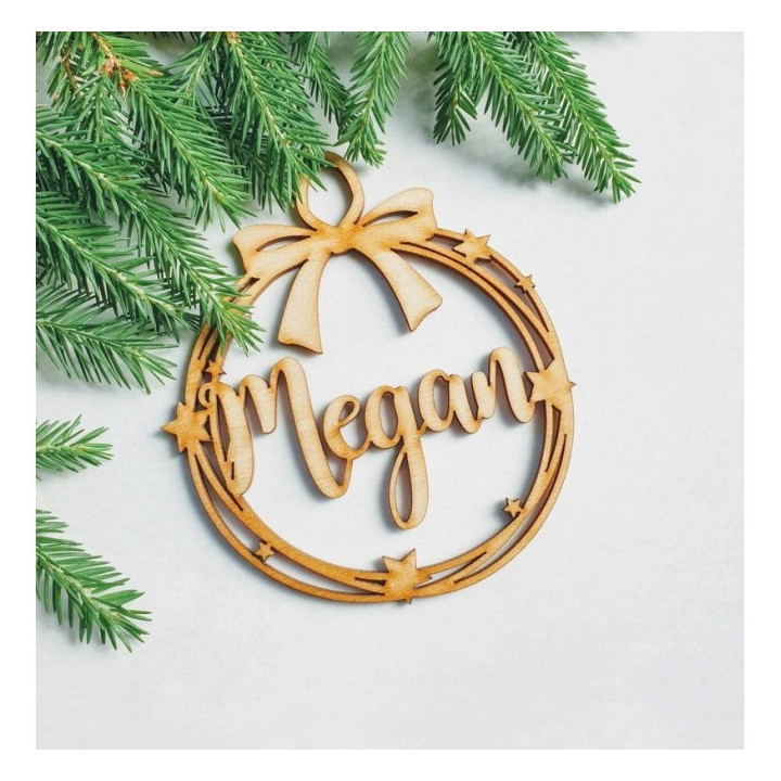 Bola de Navidad de Madera Personalizada con Nombre – Decoración Navideña Única