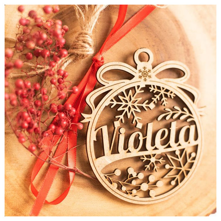 Bola de Navidad de madera personalizada – Modelo Original Elegante – 10 cm