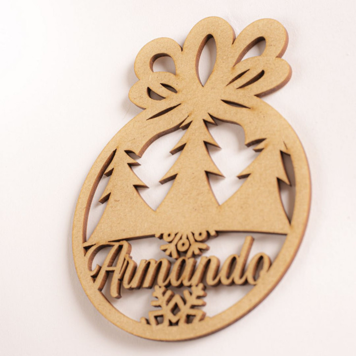 Bola de Navidad personalizada con nombre y árboles | Decoración navideña elegante