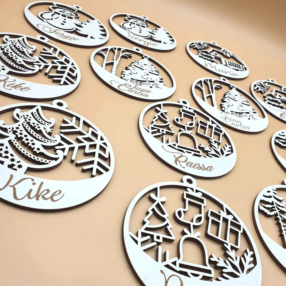 Ideas originales para decorar con bolas de Navidad personalizadas